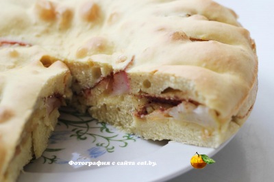 Заливной пирог с яблоками