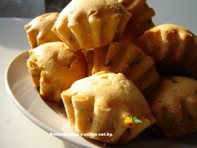 Кексы с изюмом