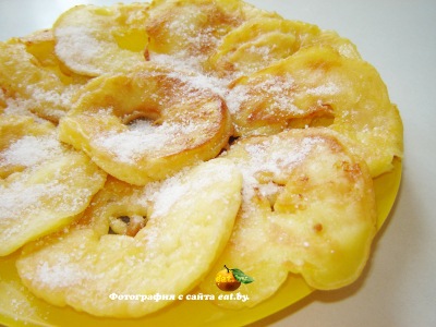 Яблоки в кляре